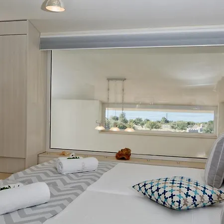 Queens Villas * Sissi